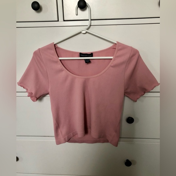 2/15• Baby pink cropped tee • Streetwear Society • Women’s M-L - Picture 5 of 6